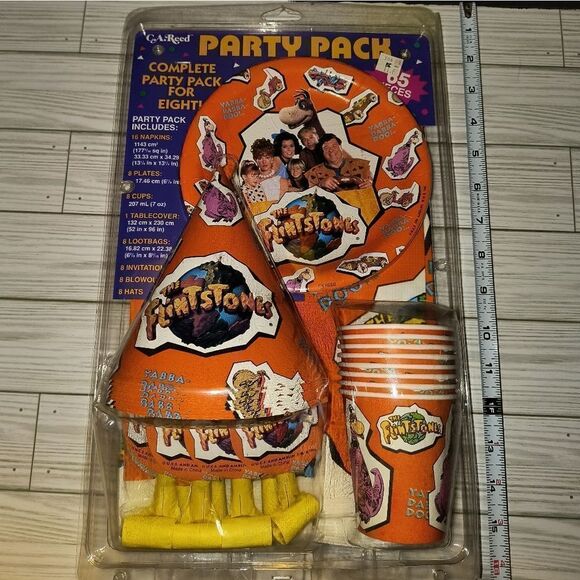 C.A. Reed Vintage Flintstones Party Pack Of 65 Pieces 8 Person Set New - Picture 8 of 9